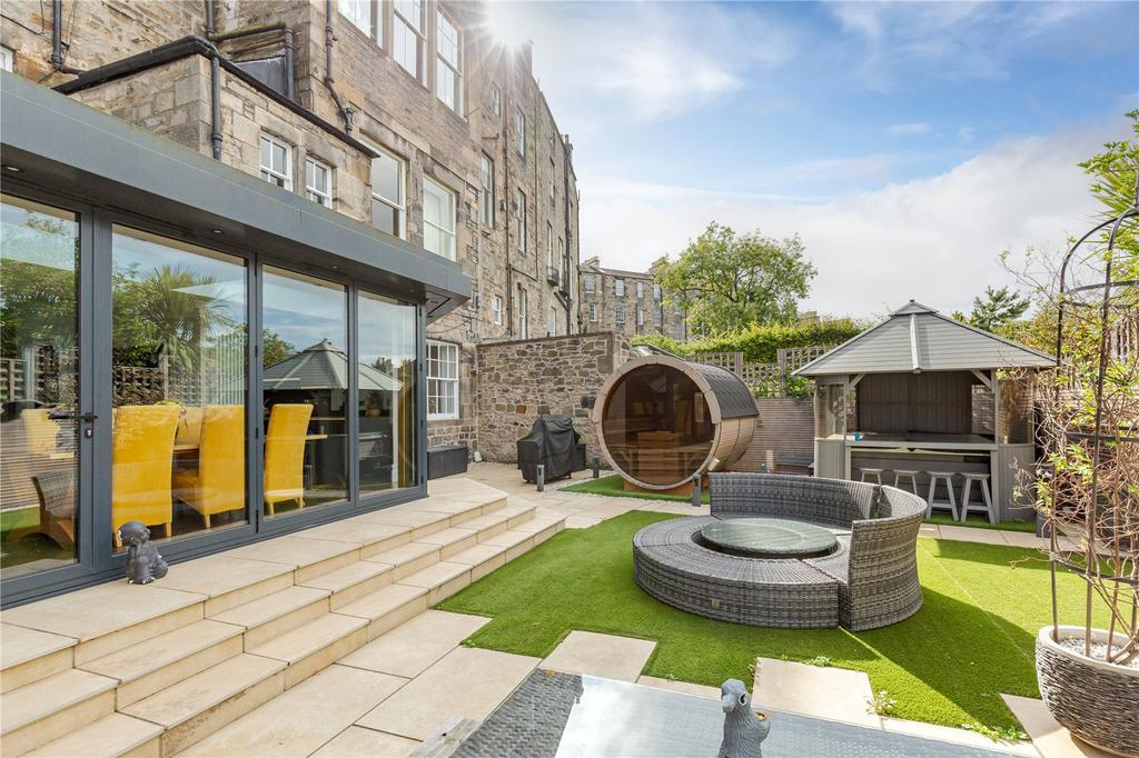 Private Rear Garden