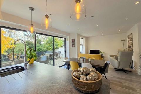 undefined, Monro Gardens, Harrow Weald