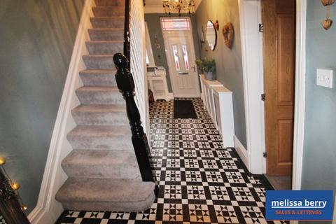 4 bedroom semi-detached house for sale, Simister Lane, Prestwich M25