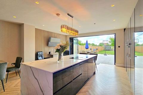 undefined, Brooklyn Road, Cheltenham
