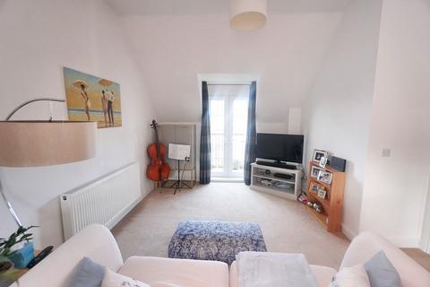1 bedroom flat for sale, Wellesbourne Crescent, High Wycombe HP13