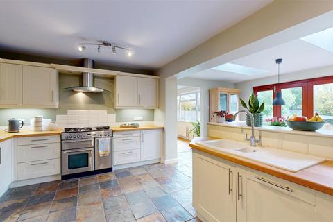 5 bedroom detached house for sale, Lonsdale Road, Stamford