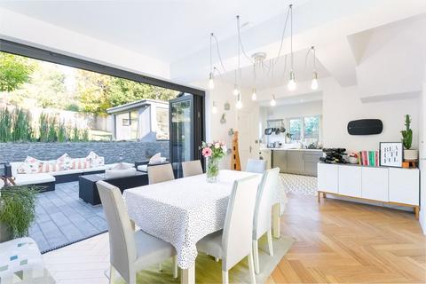 20 Wrights Road, London, SE25 6RY