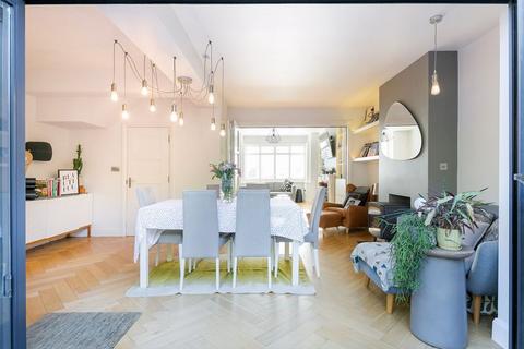 20 Wrights Road, London, SE25 6RY