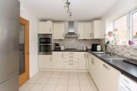 3 bedroom terraced house for sale, Fletcher Way, Hemel Hempstead