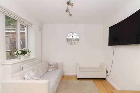 3 bedroom terraced house for sale, Fletcher Way, Hemel Hempstead