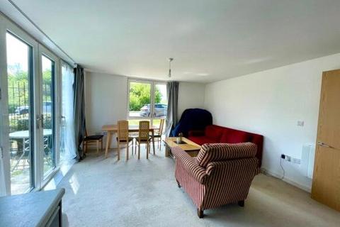 1 bedroom flat to rent, Larsons Close, Oakgrove, MK10