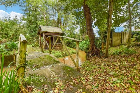 4 bedroom detached house for sale, Blackwater Road, Newport, Isle of Wight