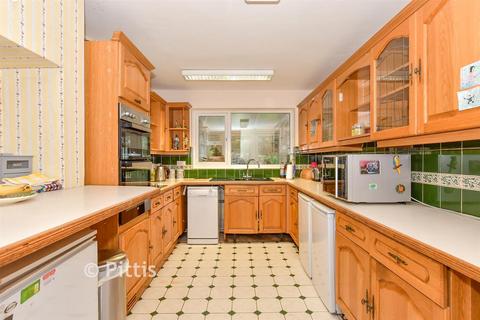 4 bedroom detached house for sale, Blackwater Road, Newport, Isle of Wight