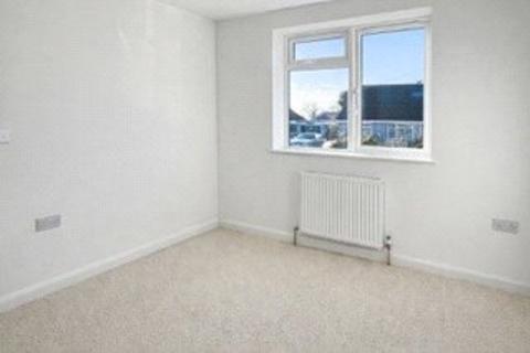 3 bedroom bungalow for sale, Fieldway Crescent, Cowes, Isle of Wight