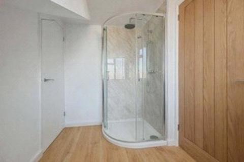 3 bedroom bungalow for sale, Fieldway Crescent, Cowes, Isle of Wight