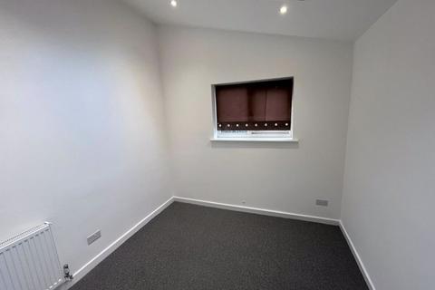 3 bedroom terraced house to rent, Fernhill Close, Bootle