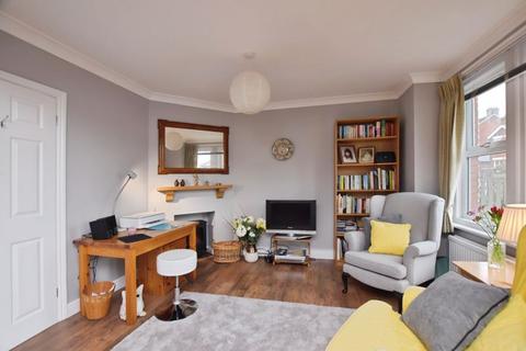 32 Burford Road, Salisbury, SP2 8AW