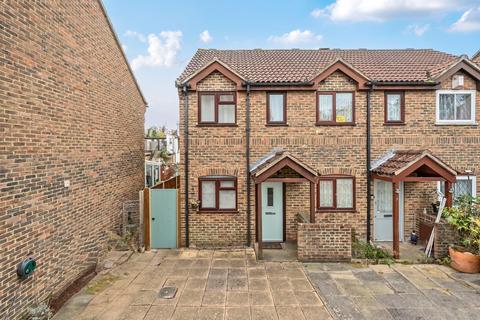 undefined, Ostlers Court, Snodland