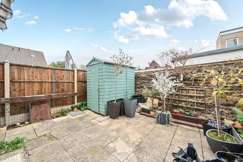 undefined, Ostlers Court, Snodland