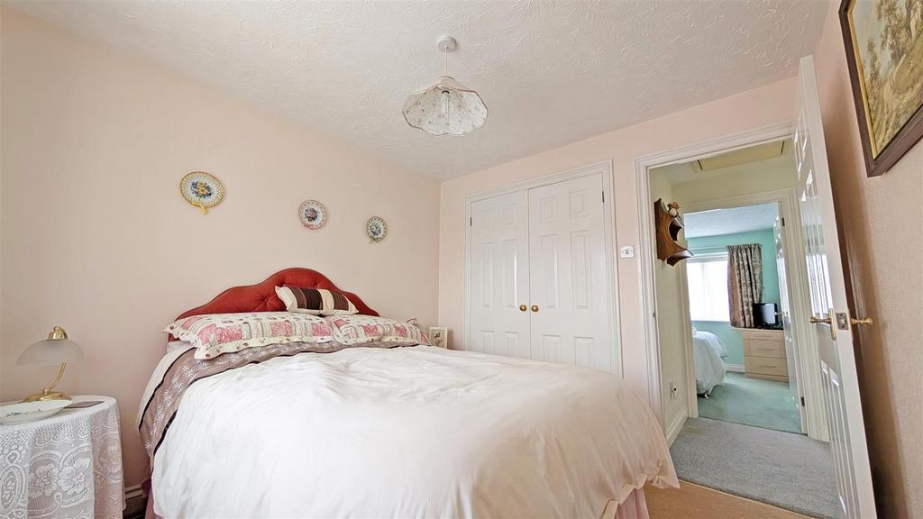 Second bedroom