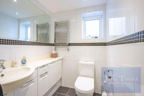 4 bedroom detached house for sale, Tycehurst Hill, Loughton IG10