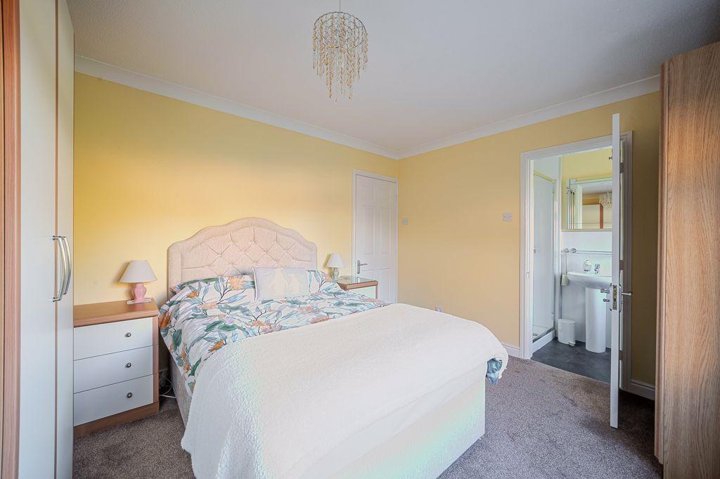 Principal bedroom