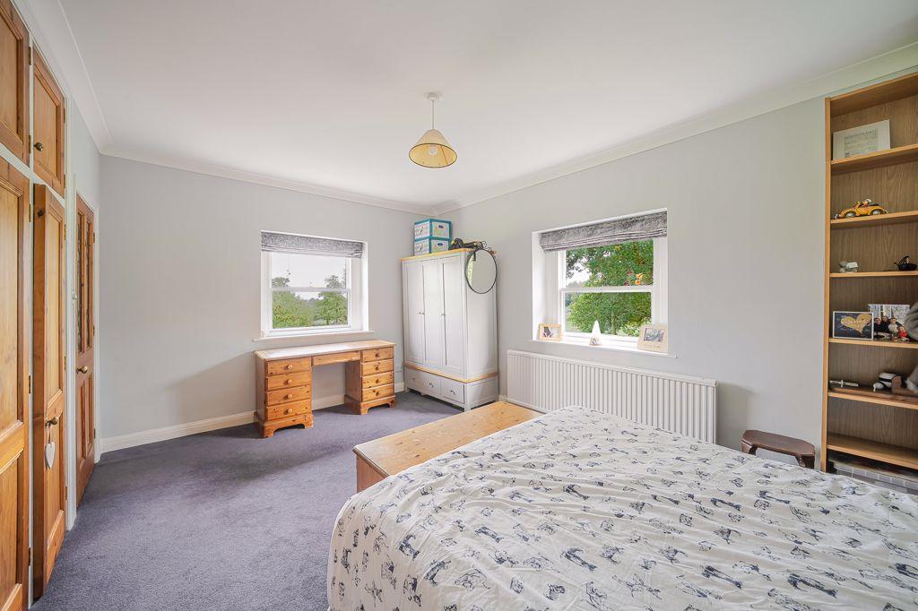 Guest bedroom