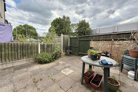 1 bedroom in a house share to rent, Milton Street, Southend-On-Sea