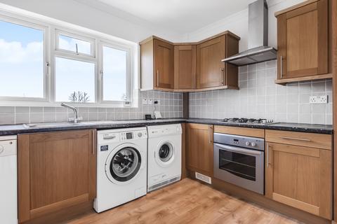 2 bedroom flat to rent, Lake Road, Wimbledon, London, SW19