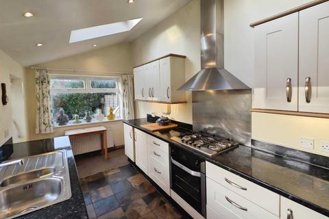 2 bedroom house for sale, Grove Avenue, Fishponds, Bristol