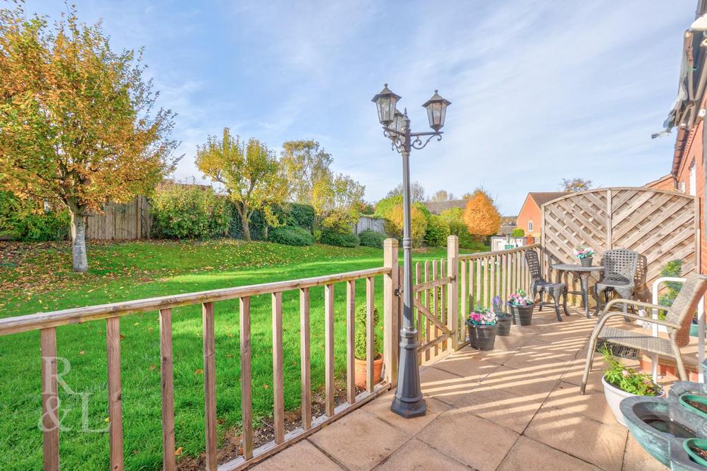 15 Tellis Place (13).jpg