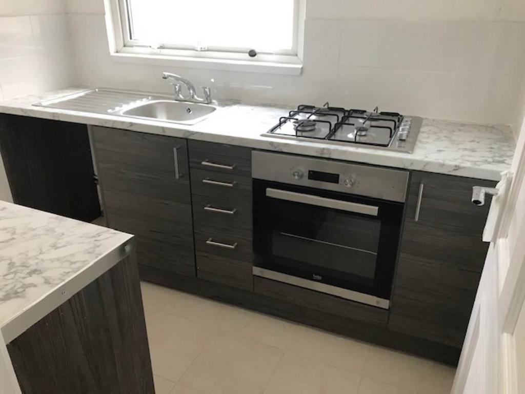 Pearl kitchen