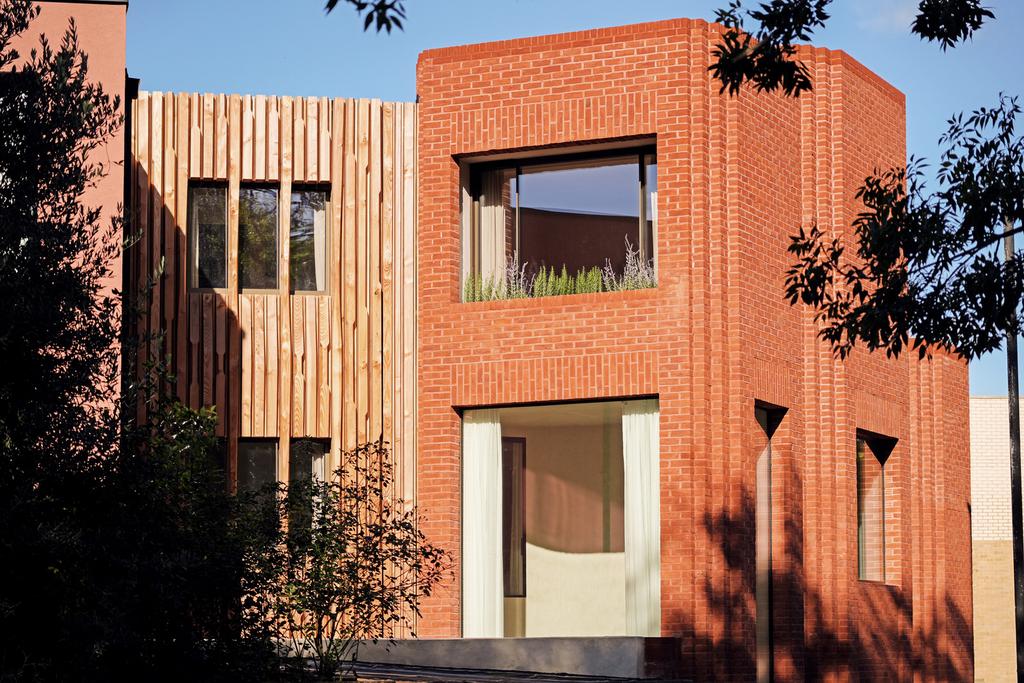 318002 - a0 OP600000 BUj ZFMA1 N134.jpg