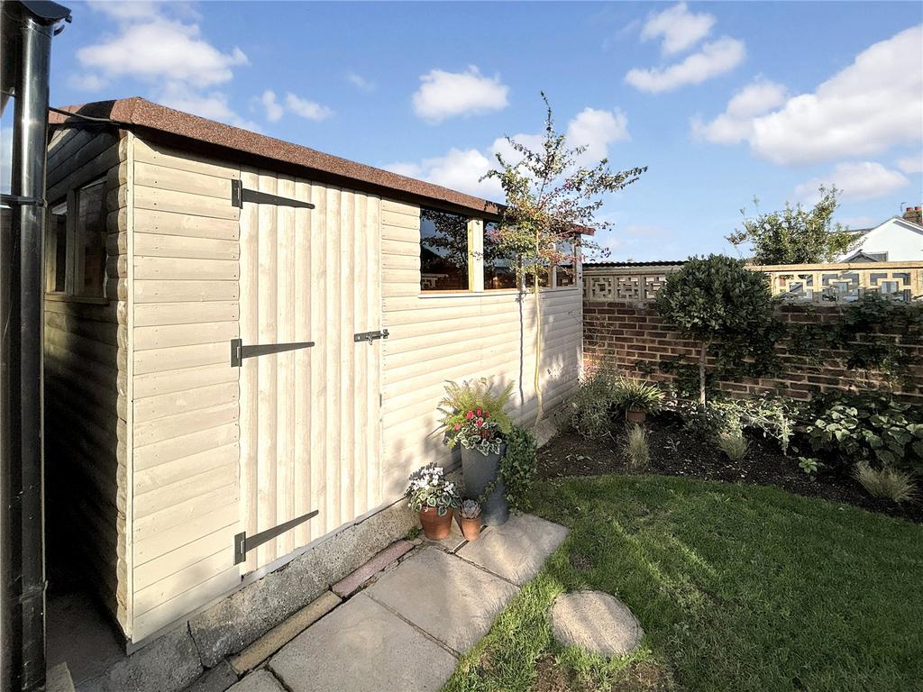 Shed