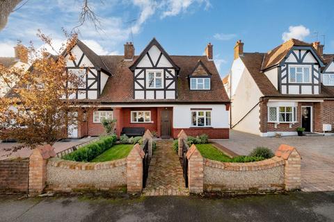 undefined, Medway Gardens, Wembley HA0