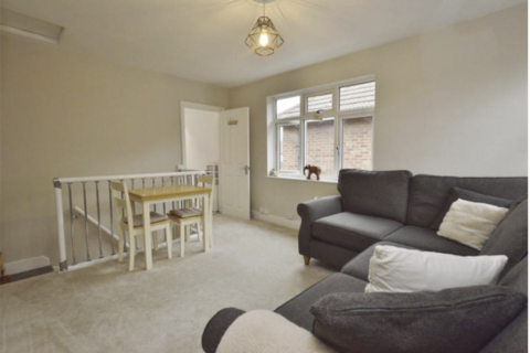 1 bedroom flat to rent, Hainault Road, Romford RM5