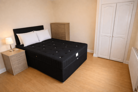 8 bedroom terraced house to rent, Cathays, Cardiff, CF24
