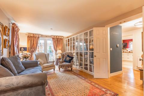 4 bedroom detached house for sale, Prime Location in Sheringham