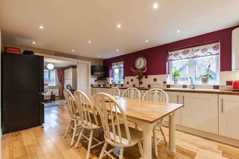 4 bedroom detached house for sale, Prime Location in Sheringham