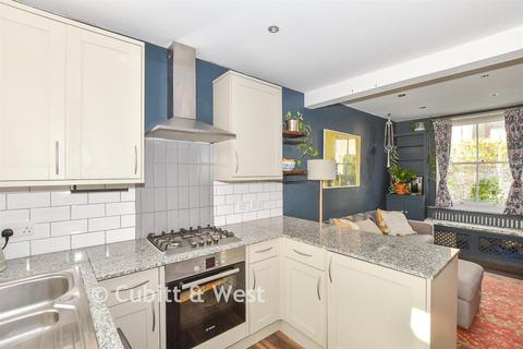 2 bedroom end of terrace house for sale, North Road, Brighton, East Sussex