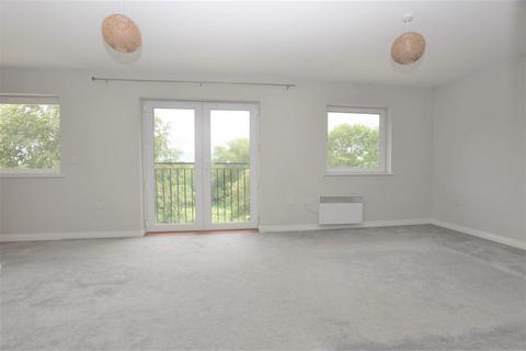 2 bedroom flat for sale, Meadow Way