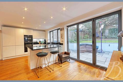 undefined, Coxborrow Close, Cookham, SL6