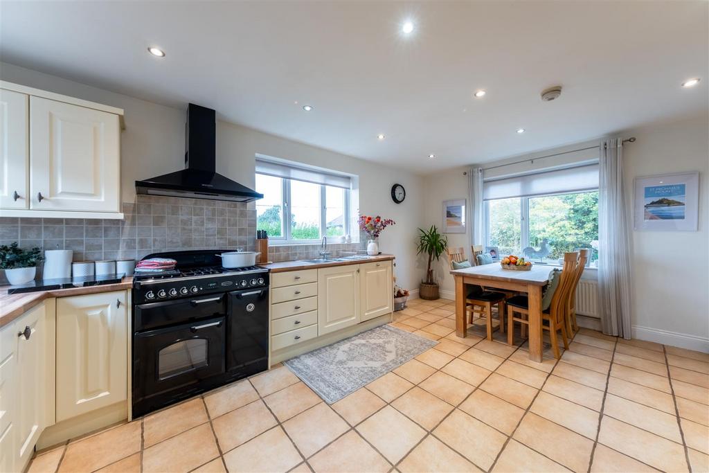 12 Rowlands View-013.jpg