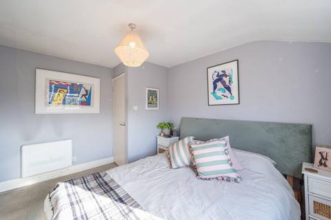 Queens Road, Peckham, London, SE15