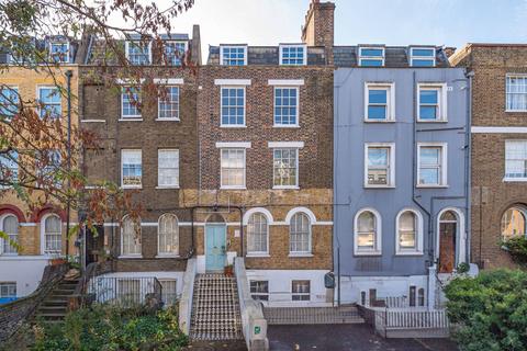 2 bedroom flat for sale, Queens Road, Peckham, London, SE15