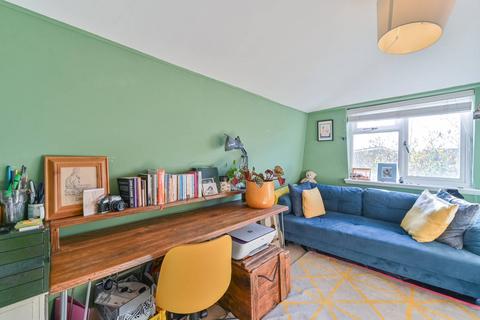 2 bedroom flat for sale, Queens Road, Peckham, London, SE15