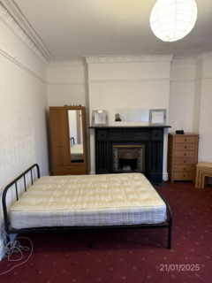 8 bedroom terraced house to rent, Ninian Road,
