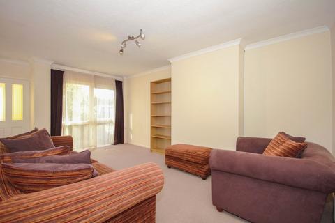 undefined, Macbeth Close, Woodlands Estate, Rugby, CV22