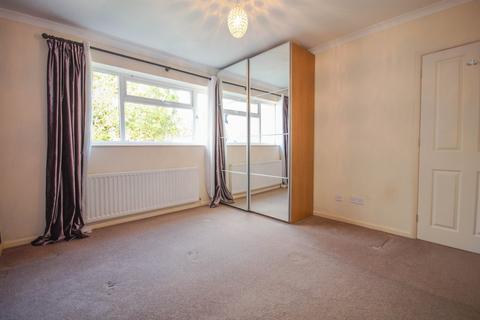 undefined, Macbeth Close, Woodlands Estate, Rugby, CV22