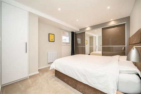 Flat 20, 20 Palmers Road, London, E2 0SZ