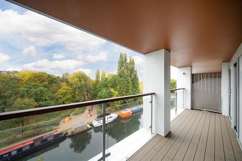 Flat 20, 20 Palmers Road, London, E2 0SZ