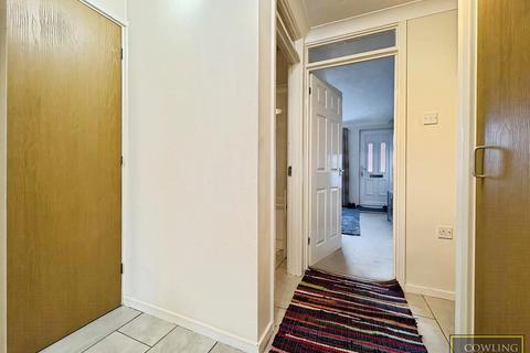 1 bedroom maisonette for sale, Broxted End, Wickford, Essex
