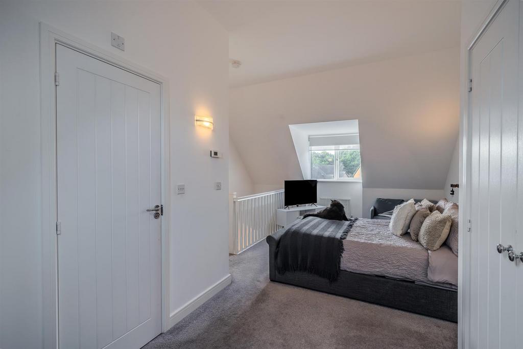 30 RHODFA’R EOS-4.jpg