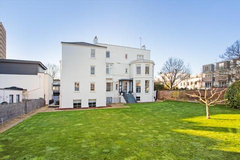 undefined, Montpellier Drive, Cheltenham, Gloucestershire, GL50